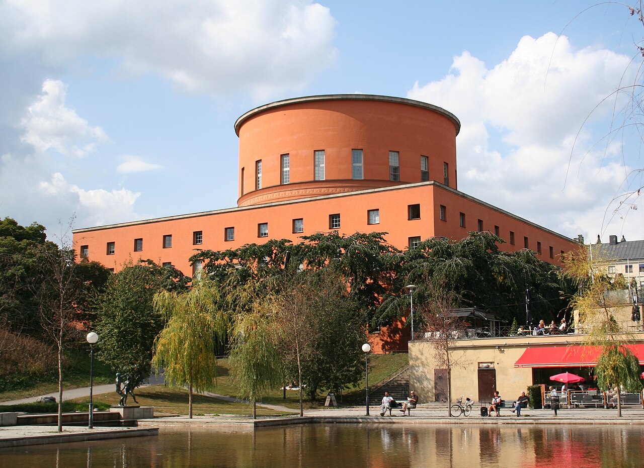Rotonda Bibliotecii Publice din Stockholm, Gunnar Asplund